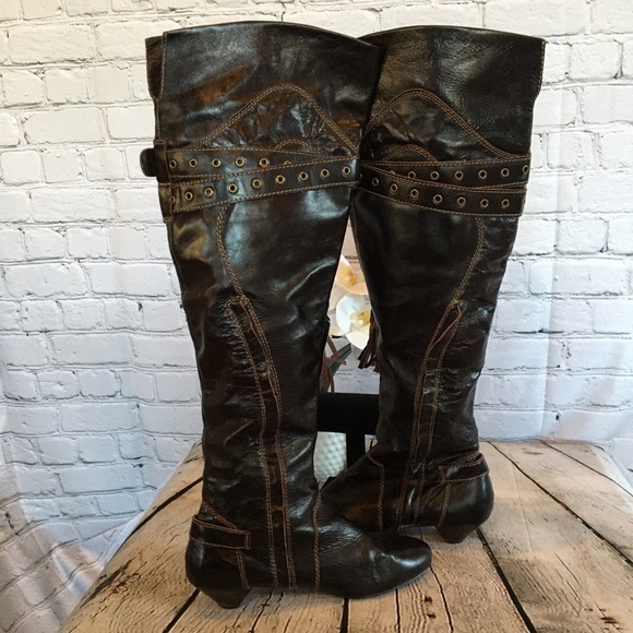 Naughty Monkey Women's Kryptonite Boot - Size: (8.5) Pre-Owned - Picture 13 of 14